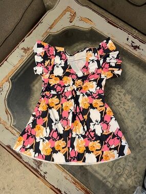 Floral V-Neck Ruffle Sleeve Women’s Swim Top - Pink, Orange & White Brand New!